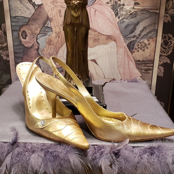 Gold Sling pumps - Picture 3 of 5